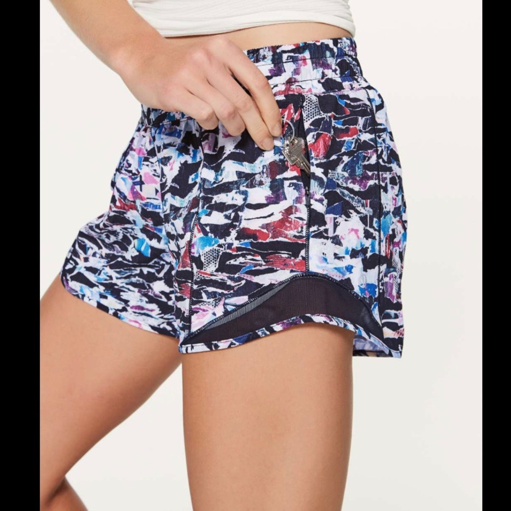 lululemon hotty hot culture clash multi black 10